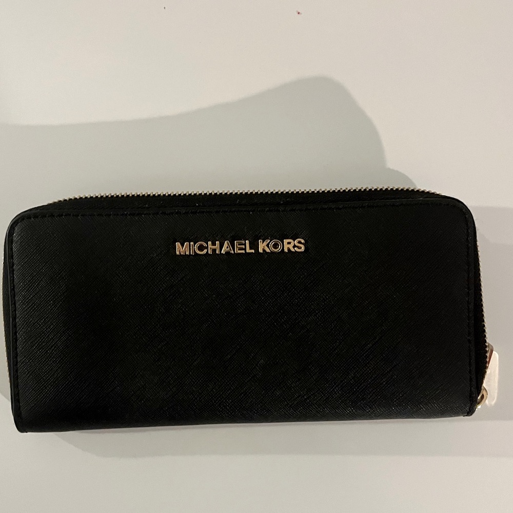 Michael Kors Jet Set wallet